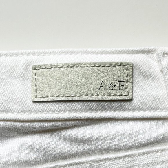 Abercrombie & Fitch White Harper Low Rise Super Skinny Jean size 26 L - Picture 6 of 9